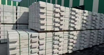 常德芝麻白路沿石