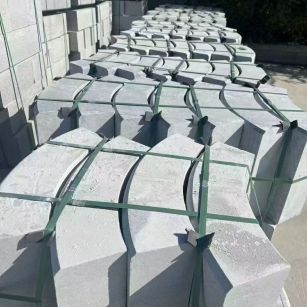 常德 芝麻灰弧形路沿石