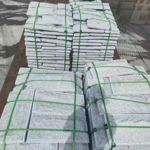 常德 芝麻白蘑菇石装车出货