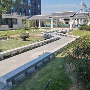 常德 芝麻灰小区坐凳&栏杆安装效果