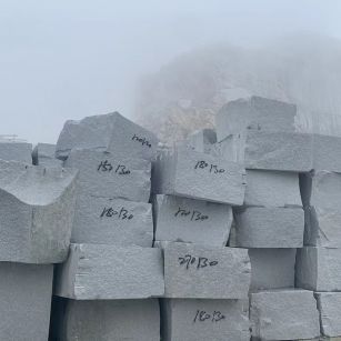 常德芝麻白花岗石