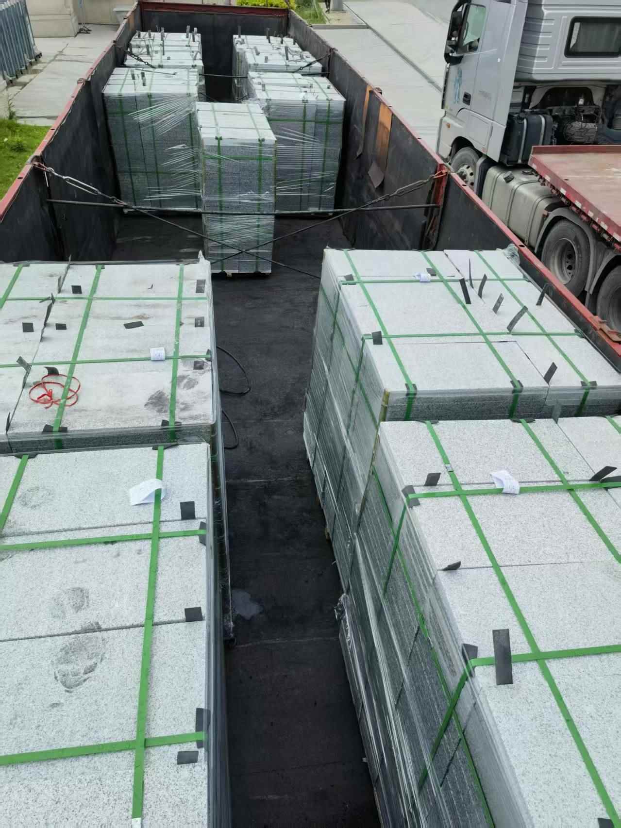 常德 芝麻白3公分火烧成品-发货