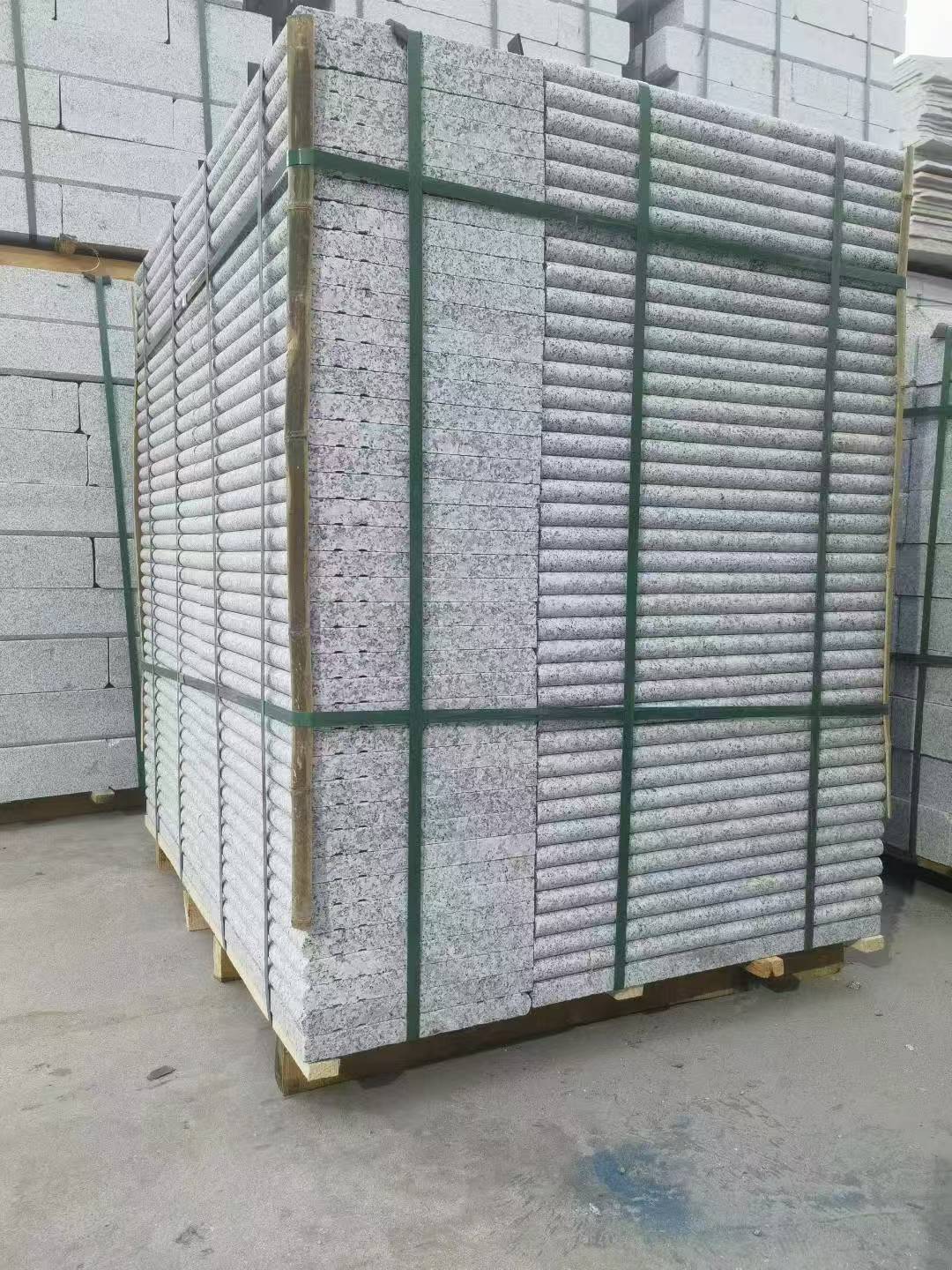 常德 芙蓉白3公分厚磨圆边、拉槽，楼梯踏步