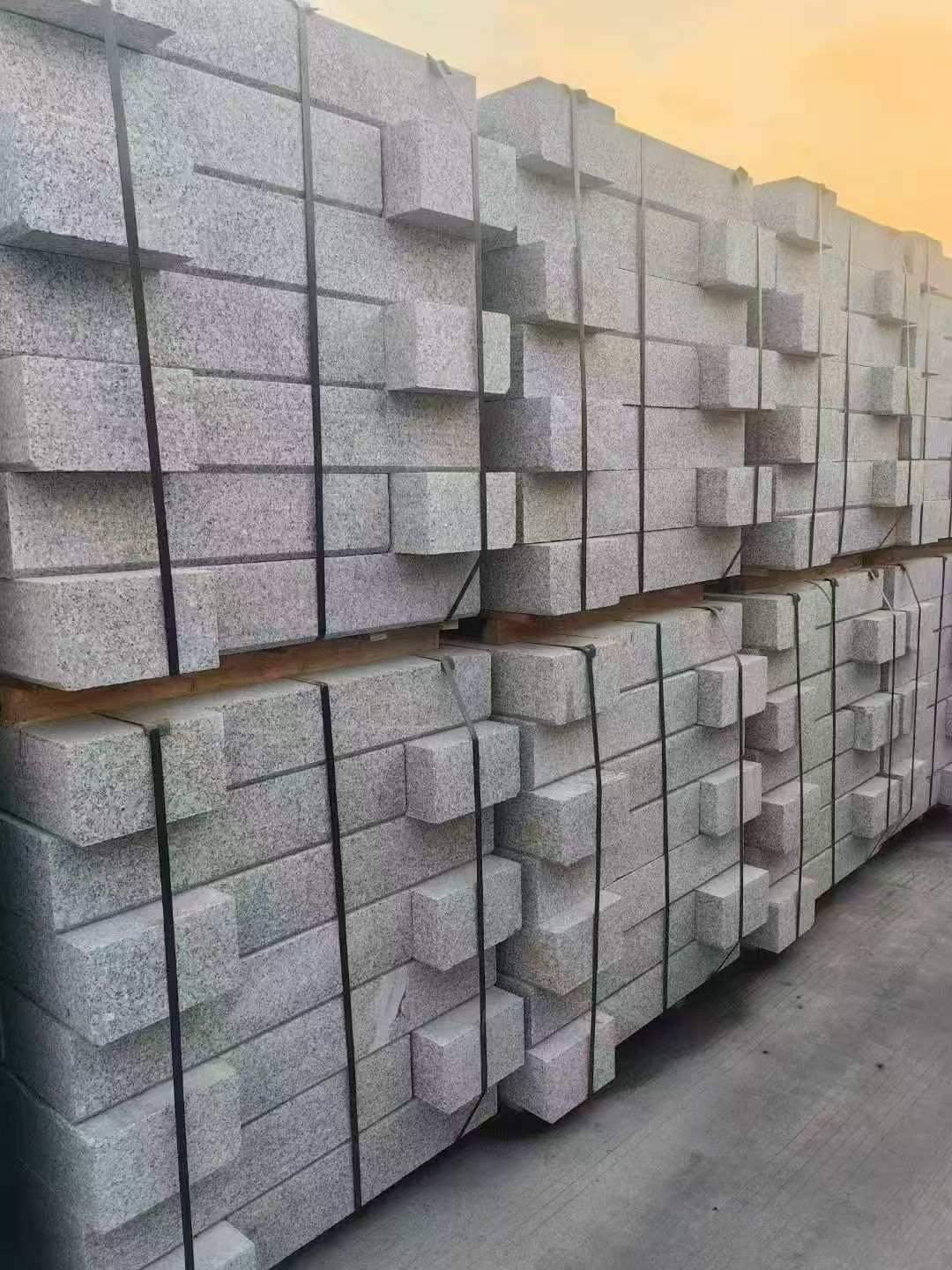 常德 芝麻白路沿石