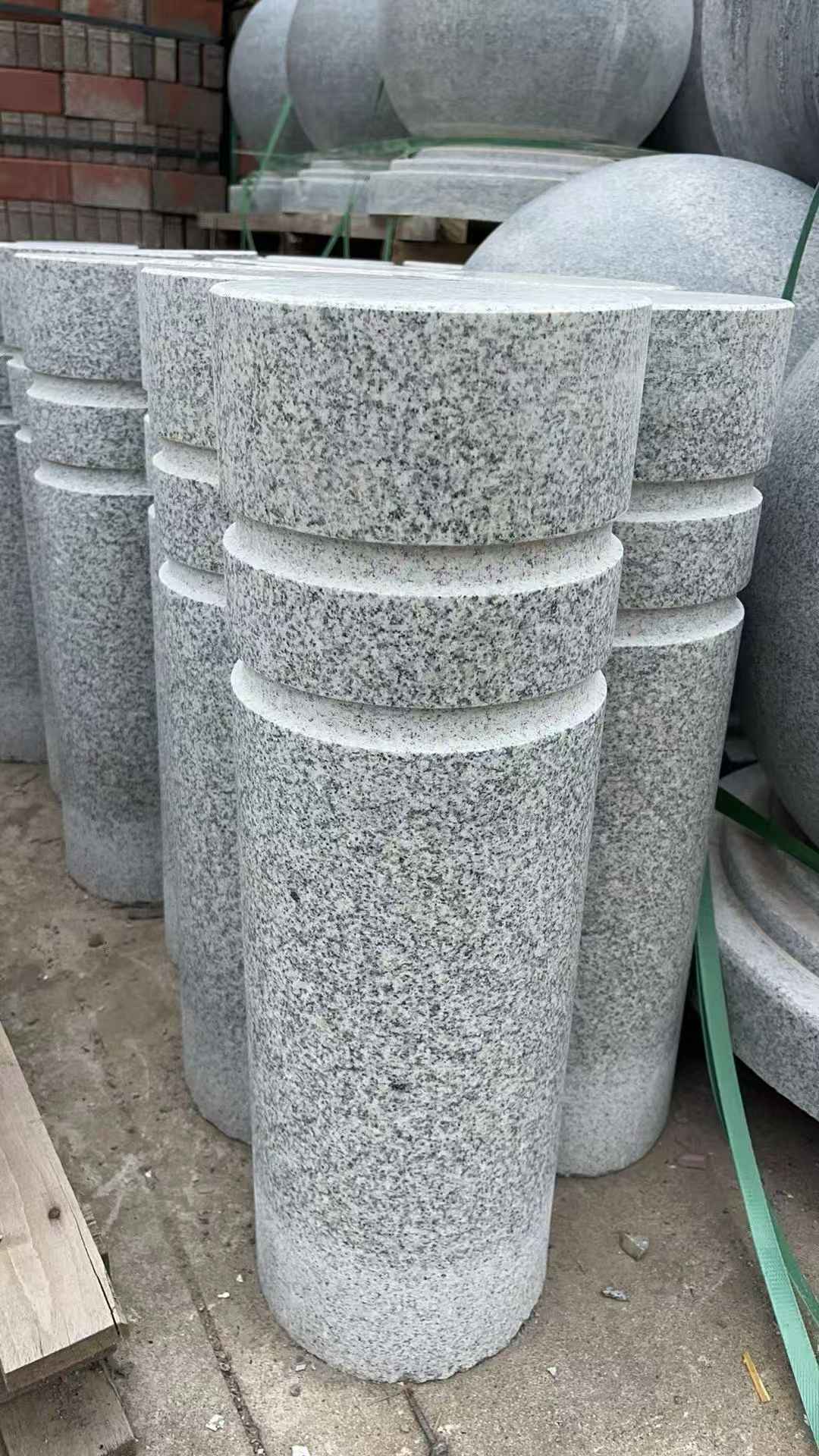 常德 芝麻白花岗岩挡车柱、隔离柱多少钱