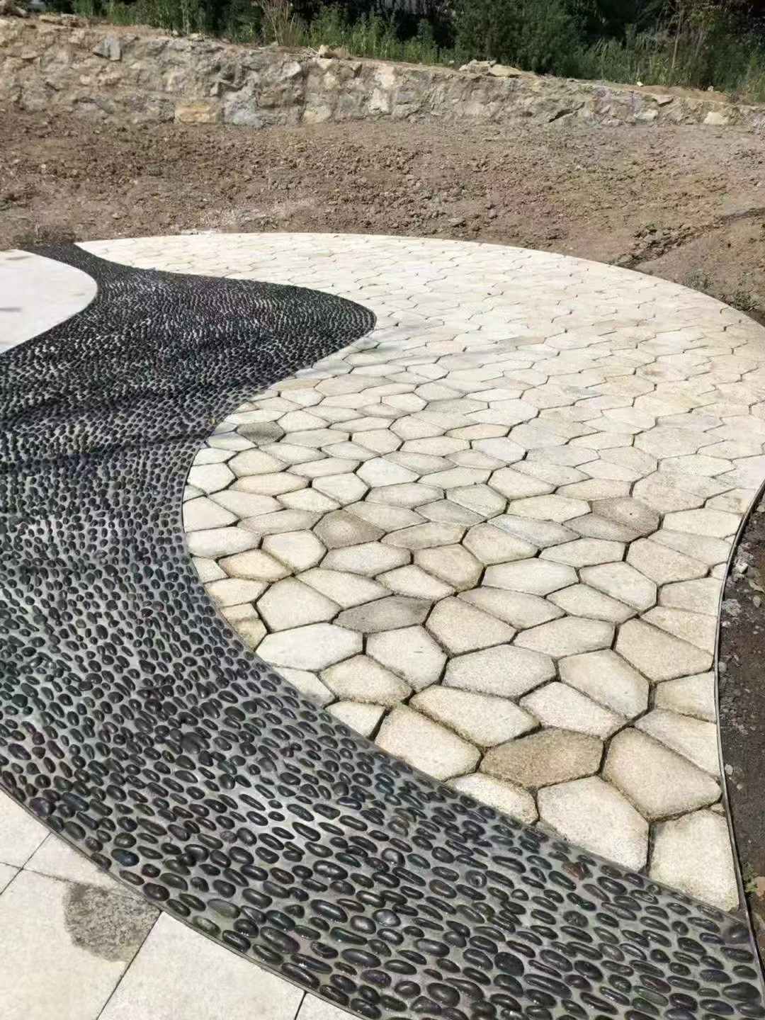 常德 黄金麻冰裂缝室外铺装效果完美展示