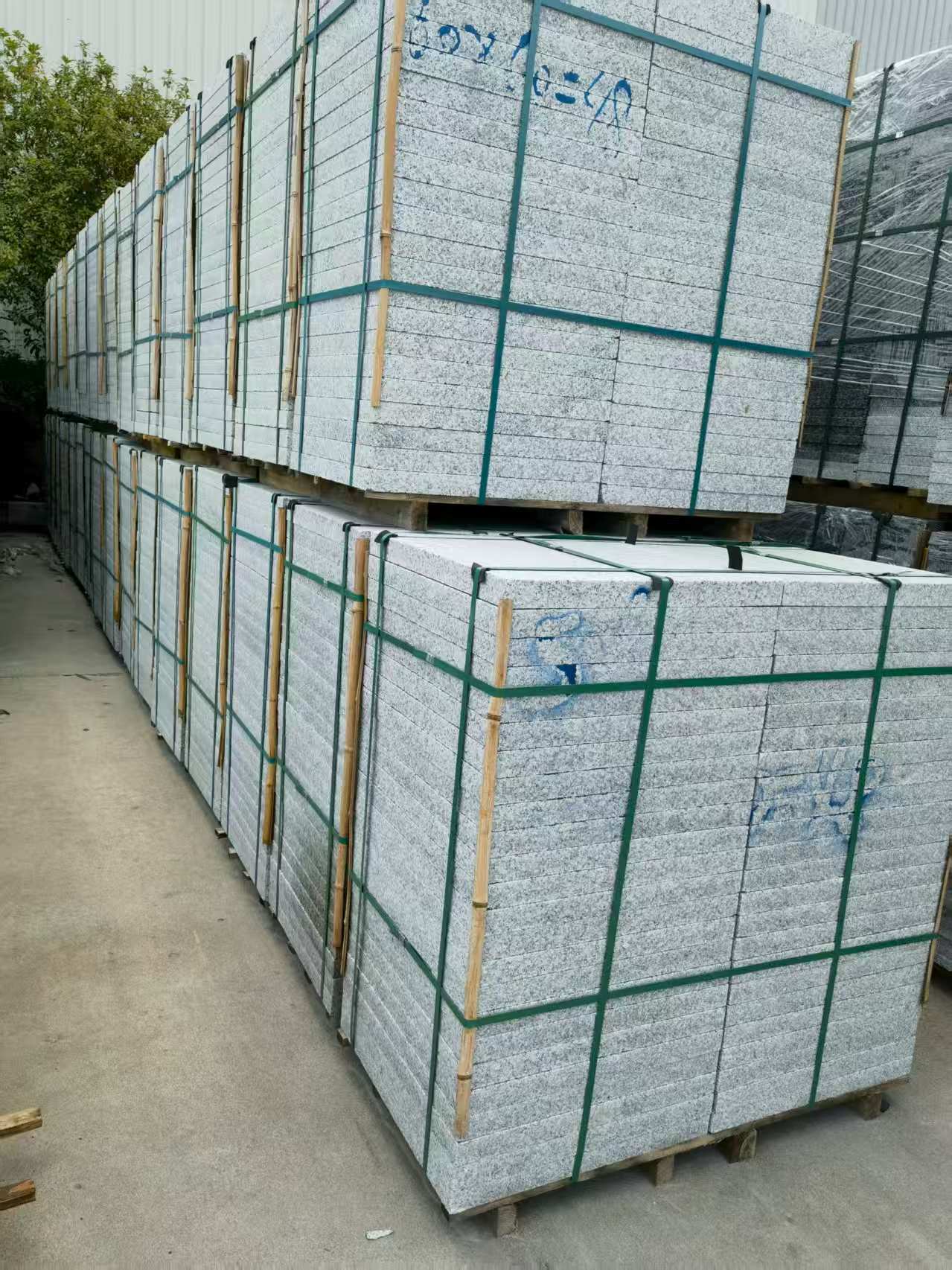 常德 大花芙蓉白火烧成品，市政园林广场地铺石