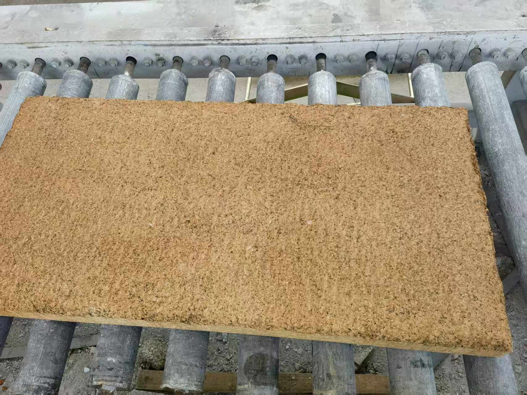 常德 菠萝面老石板，做旧仿古石，流水线生产加工